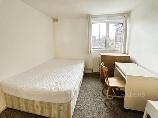 House share to rent - Photo 1