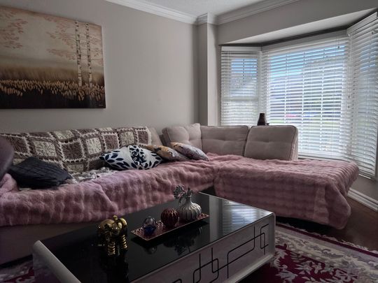 For Lease - 5770 Prairie Circle, Mississauga, Ontario - Photo 1