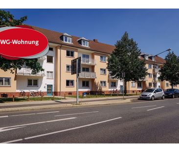 Zimmer 16,06 m² mit Balkon innerhalb einer 5er-WG // 1.OG re, Zimme... - Photo 1