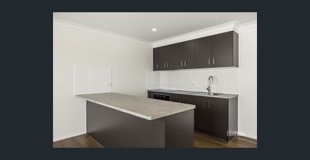 Charming Glenvale Unit Awaits You! - Photo 4