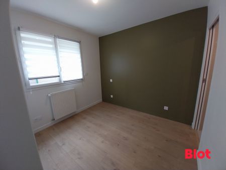 Location Maison 4 pièces 124m² NOYAL SUR VILAINE 35530 - Photo 2