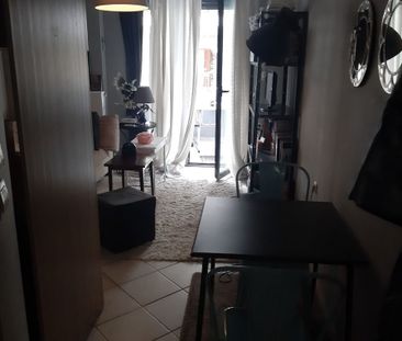 Διαμέρισμα για ενοικίαση Αγία Τριάδα (Φάληρο - Ιπποκράτειο) - Photo 3