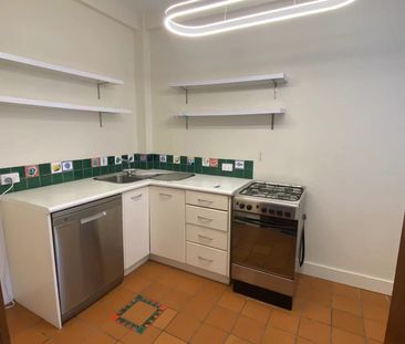 2 Bedrooms on Manukau Rd - Photo 1