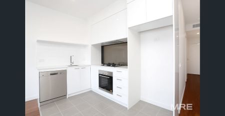 Modern and convenient living in Brunswick West - Photo 3