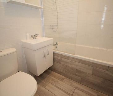 1 bedroom property to rent - Photo 6