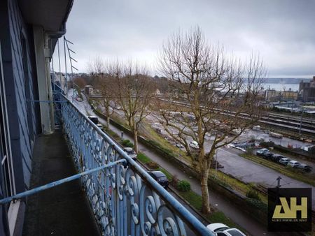 BREST - GARE - VUE MER - GRAND T6 MEUBLE - DERNIER ETAGE - Photo 3