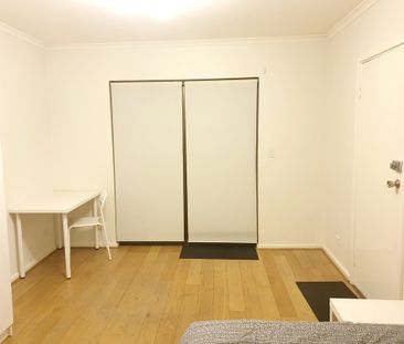 4-bedroom shared unit / apartment, Winifred St - Photo 6