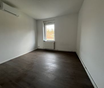 Location Appartement 4 pièces 90m² AUBOUE 54580 - Photo 5