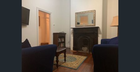 Classic federation home with beautiful back garden in the heart of Subiaco. - Photo 3