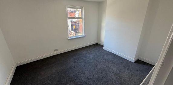 60 Bray Street, Belfast, BT13 3JB - Photo 2
