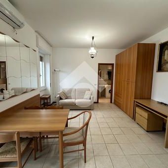 Monolocale in affitto - Photo 4