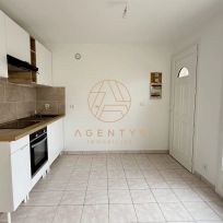 Appartement à louer 1 pièces de 32 m² à Le Plessis-Trévise - Photo 2