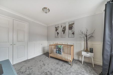 4 bedroom detached house to rent - Photo 4