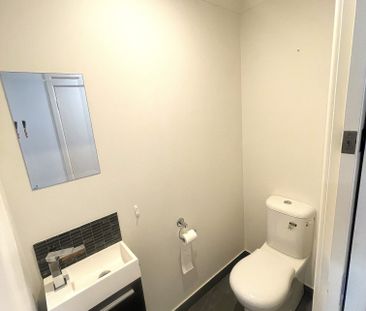 Bentleigh East - Photo 4