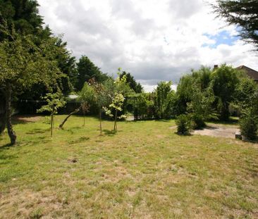 4 bedroom semi-detached house to rent - Photo 4