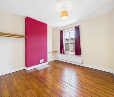 2 bedroom House to rent - Photo 3