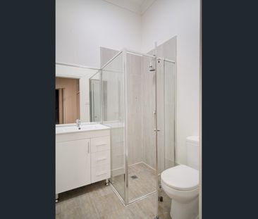 2 Bedrooms + 2 Bathrooms - Photo 6