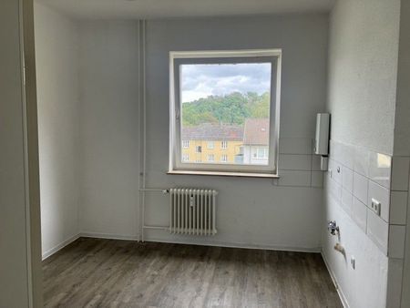 Perfekt! Gut geschnittene 3-Zimmer-Wohnung sucht Mieter - Foto 4