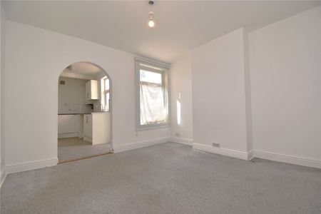 Coronation Road, Ipswich, Suffolk, IP4 5EN - Photo 3