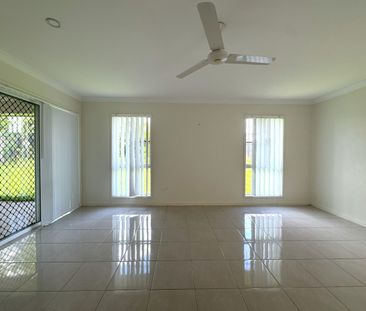 SPACIOUS 4 BEDROOM FAMILY HOME - Photo 1