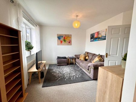 1 bedroom coach house to rent - Photo 4