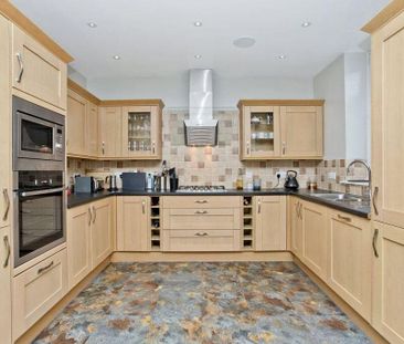 3 bedroom detached house to rent - Photo 6