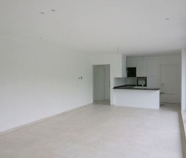 Appartement te huur in Sint-Niklaas voor € 935 met 2 slaapkamers - Photo 2
