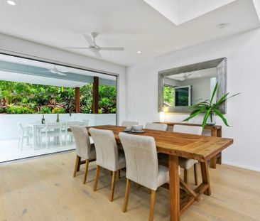 Fully Furnished Dream Rental Home in the Heart of Sunshine Beach | ... - Photo 2