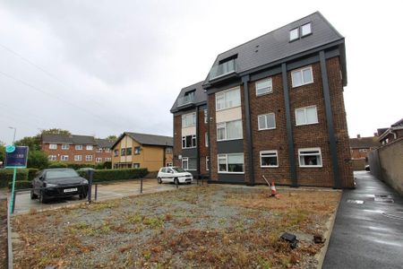 2 bedroom flat to rent - Photo 4