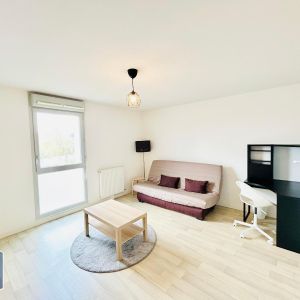 Location Appartement 1 pièce 38m² TOURS 37000 - Photo 2