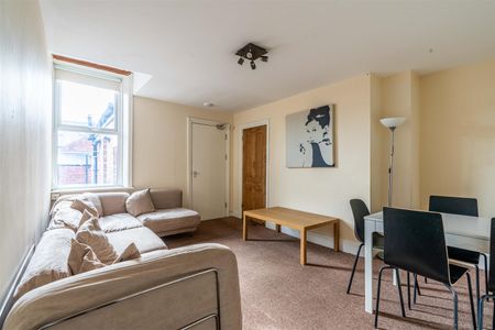 6 bed maisonette to rent in Myrtle Grove, Newcastle Upon Tyne, NE2 - Photo 2