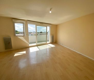 Location Appartement 2 pièces 55m² BEGLES 33130 - Photo 1