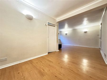 8, Sandhill Court, Leeds, LS17 6AH - Photo 3