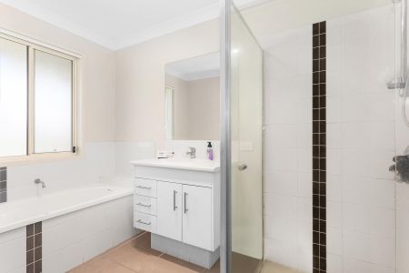 9 Bulmer St, Bellbird Park QLD 4300 - House For Rent | Domain - Photo 5