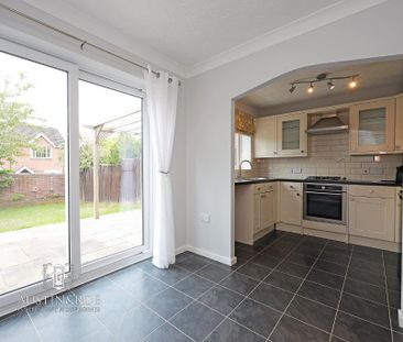 3 bedroom semi-detached house to rent - Photo 3