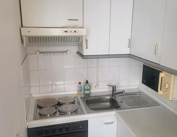 1 zimmer wohnung teil möbliert - Foto 1