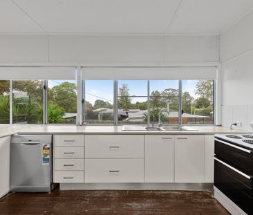 Relaxed Hinterland Living with a Spacious Yard - Photo 6