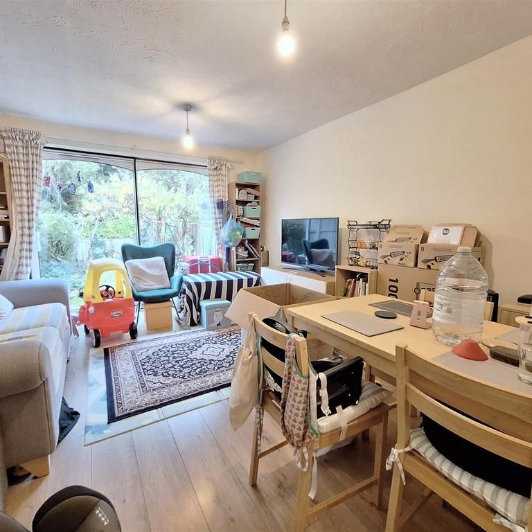 2 bedroom semi-detached house to rent - Photo 1