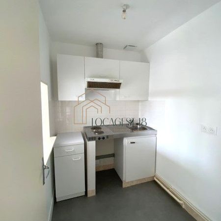 MEHUN-SUR-YEVRE - Photo 3