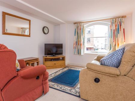 2 bedroom townhouse to rent - Photo 3