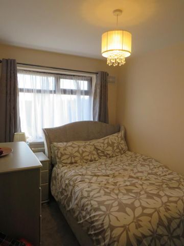 3 bedroom property to rent - Photo 4
