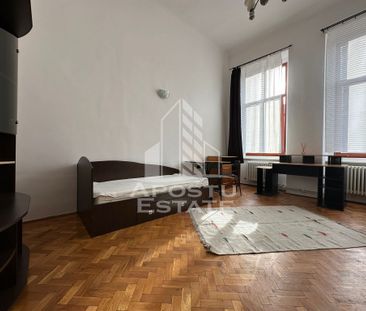 Apartament ultracentral de inchiriat - Fotografie 6