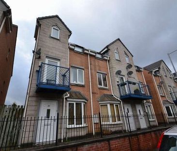 Dearden Street, Hulme, Manchester, M15 - Photo 4