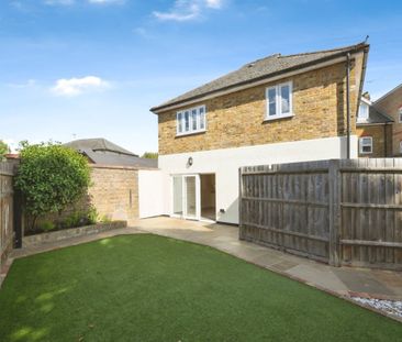 Turners Hill - Photo 3