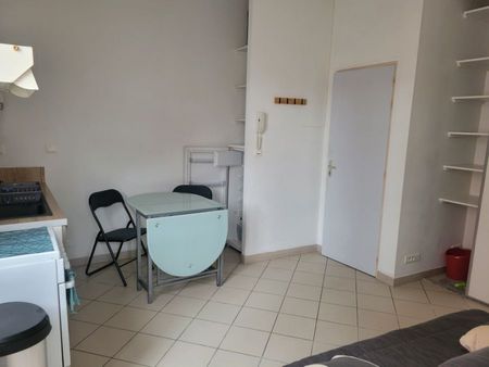 Studio Meublé proche IUT et Gare - Photo 2