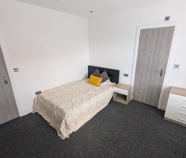 1 bedroom in a house share to rent - Photo 5