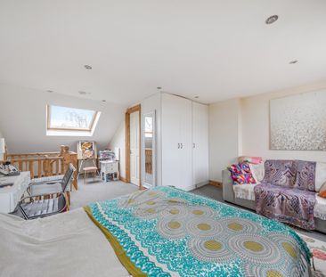 Tennyson Road, Wimbledon, London, SW19 - Photo 1