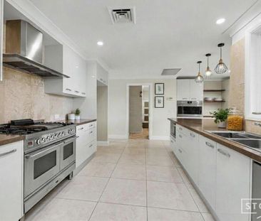 Spacious Family Retreat with Pool, Entertaining - Photo 4