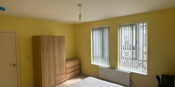 STUDENTS, 6 Fairman Place, Mature Students, BT48 7LD - Photo 3