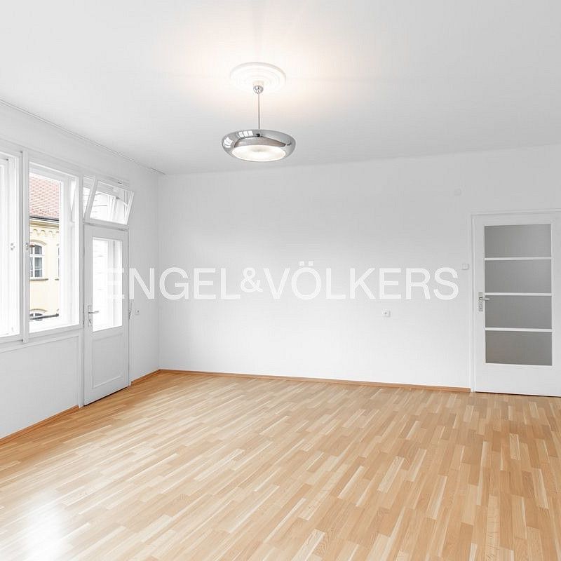 Pronájem bytu 1+1 48 m² - Photo 1